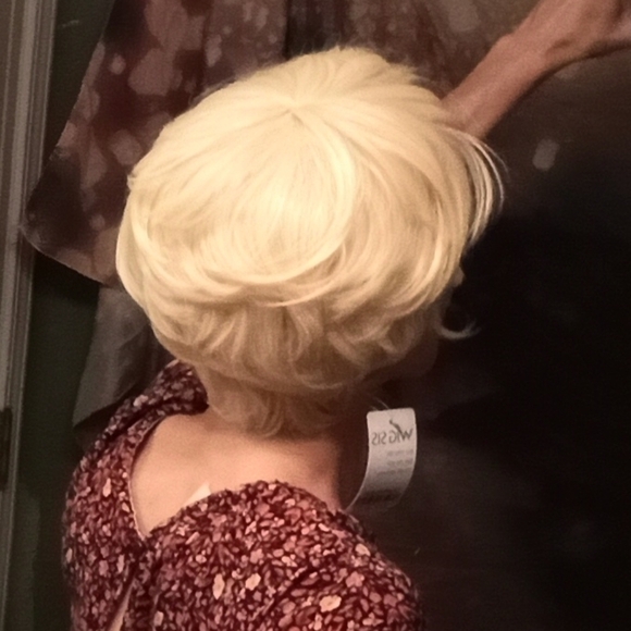 Wigsis Full Wig ❤️ Blonde - Picture 4 of 8